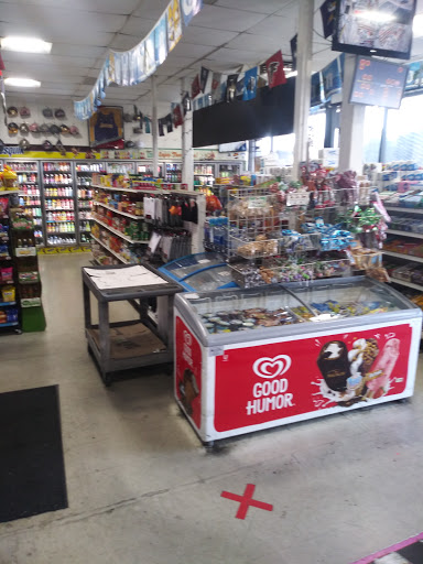 Grocery Store «7 10 Market», reviews and photos, 3500 Martin Luther King Jr Blvd, Lynwood, CA 90262, USA