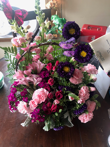 Florist «Chapel Hill Florist», reviews and photos, 2913 IL-120, McHenry, IL 60051, USA