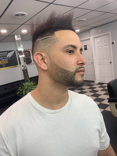 Barber Shop «Escobar Barber Shop», reviews and photos, 803 SW 5th Ave, Miami, FL 33130, USA