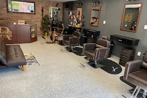 PERFECT HANDS’ BARBERSHOP image