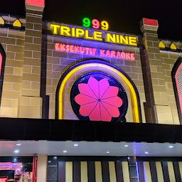 D liquid bar and cafe claro kendari