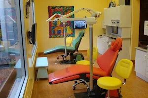 Suzanne Clift, DDS image
