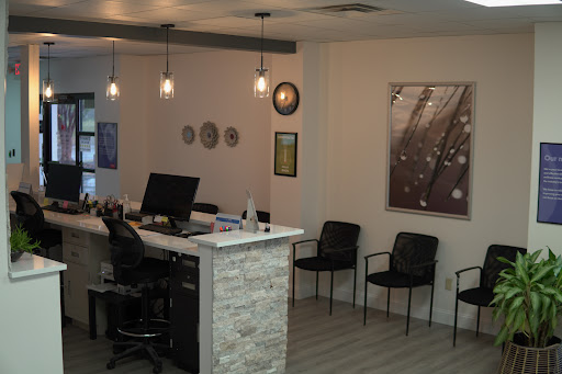 Chiropractor «HealthSource of Decatur», reviews and photos