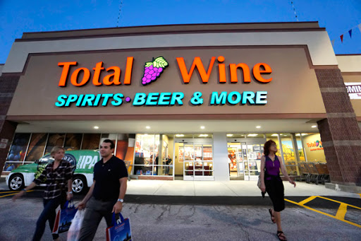 Total Wine & More, 17530 La Cantera Pkwy #103, San Antonio, TX 78257, USA, 