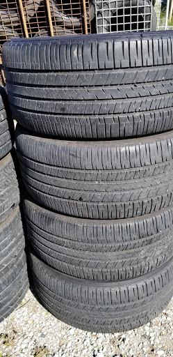 Tire Shop «Cruz Tire Services», reviews and photos, 3700 Hunters Point Pike, Lebanon, TN 37087, USA