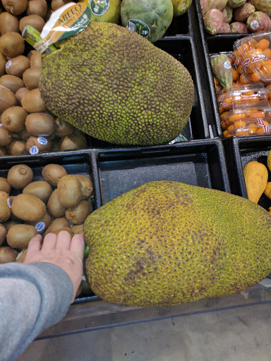 Grocery Store «Meijer», reviews and photos, 750 E Rollins Rd, Round Lake Beach, IL 60073, USA