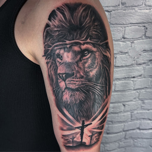 Explore in memory of dad tattoo ideas, creative tattoo ideas in Fort Lauderdale, available at Inkspiration Tattoo & Piercing Studio