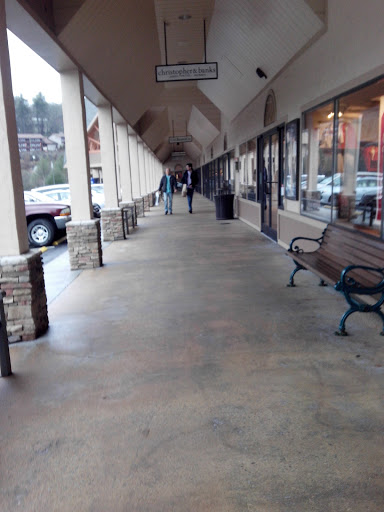 Outlet Store «Tanger Outlet Blowing Rock», reviews and photos, 278 Shoppes on the Parkway Rd, Blowing Rock, NC 28605, USA