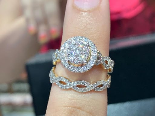 Jewelry Store «Unclaimed Diamonds», reviews and photos, 113 S 8th St, Philadelphia, PA 19106, USA