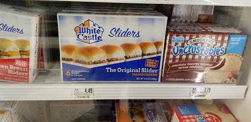 Grocery Store «Schnucks», reviews and photos, 2030 Dorsett Rd, Maryland Heights, MO 63043, USA