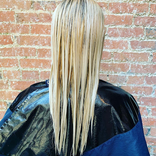 Beauty Salon «The One Hair Salon», reviews and photos, 205 N Broadway St, Lebanon, OH 45036, USA