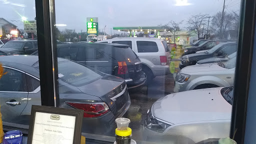 Used Car Dealer «Platinum Financial Auto Sales», reviews and photos, 6942 Greenfield Rd, Dearborn, MI 48126, USA