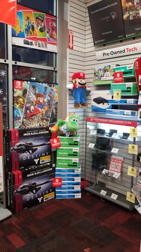 Video Game Store «GameStop», reviews and photos, 3424 W Shore Dr STE 20, Holland, MI 49424, USA