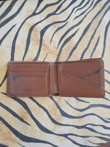 Shoe Repair Shop «San Pedro Shoe & Repair», reviews and photos, 1434 W 8th St, San Pedro, CA 90732, USA