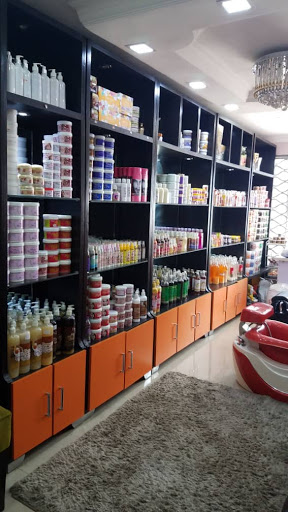 Faz Cosmetics & Spa, Amazing Grace Plaza, 113, Ogudu Rd, GRA 100242, Lagos, Nigeria, Gift Shop, state Lagos