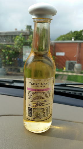 Winery «Terre Beau Winery», reviews and photos, 100 Lynn St, Dover, MO 64022, USA