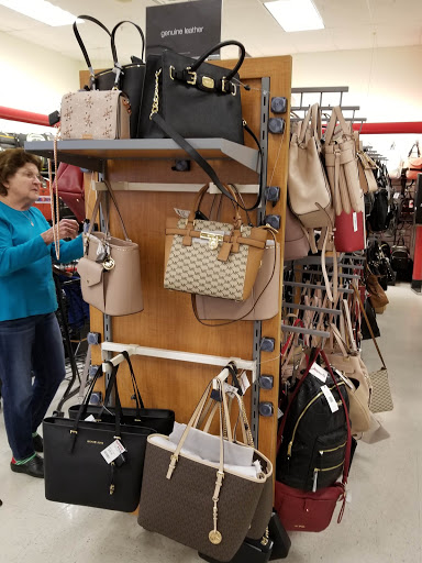Department Store «T.J. Maxx», reviews and photos, 821 S James Campbell Blvd, Columbia, TN 38402, USA