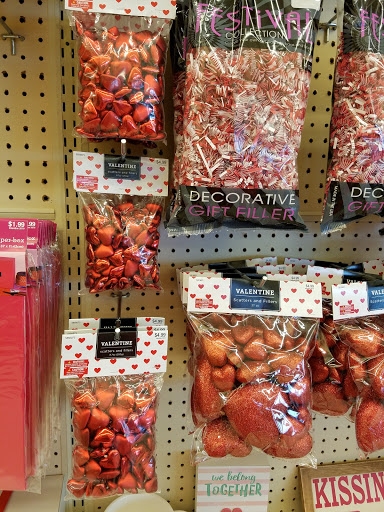 Craft Store «Hobby Lobby», reviews and photos, 505 N Foothills Plaza Dr, Maryville, TN 37801, USA