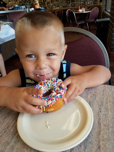 Donut Shop «HoneyDip Donuts», reviews and photos, 4480 Kenny Rd, Columbus, OH 43220, USA