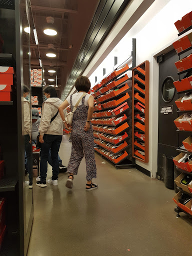 Sporting Goods Store «Nike Factory Store», reviews and photos, 447 Great Mall Dr #484, Milpitas, CA 95035, USA