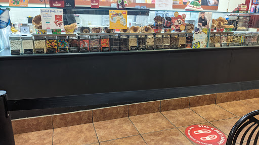 Ice Cream Shop «Cold Stone Creamery», reviews and photos, 101 Mill St #108, Gahanna, OH 43230, USA