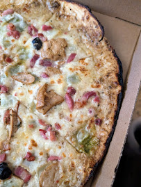 Plats et boissons du Pizzeria Pizza aux 4 coins 26700 Pierrelatte Drôme - n°2