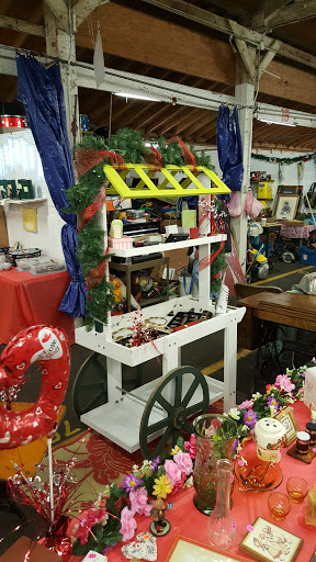 Flea Market «Painesville Flea Market», reviews and photos, 1301 Mentor Ave, Painesville, OH 44077, USA