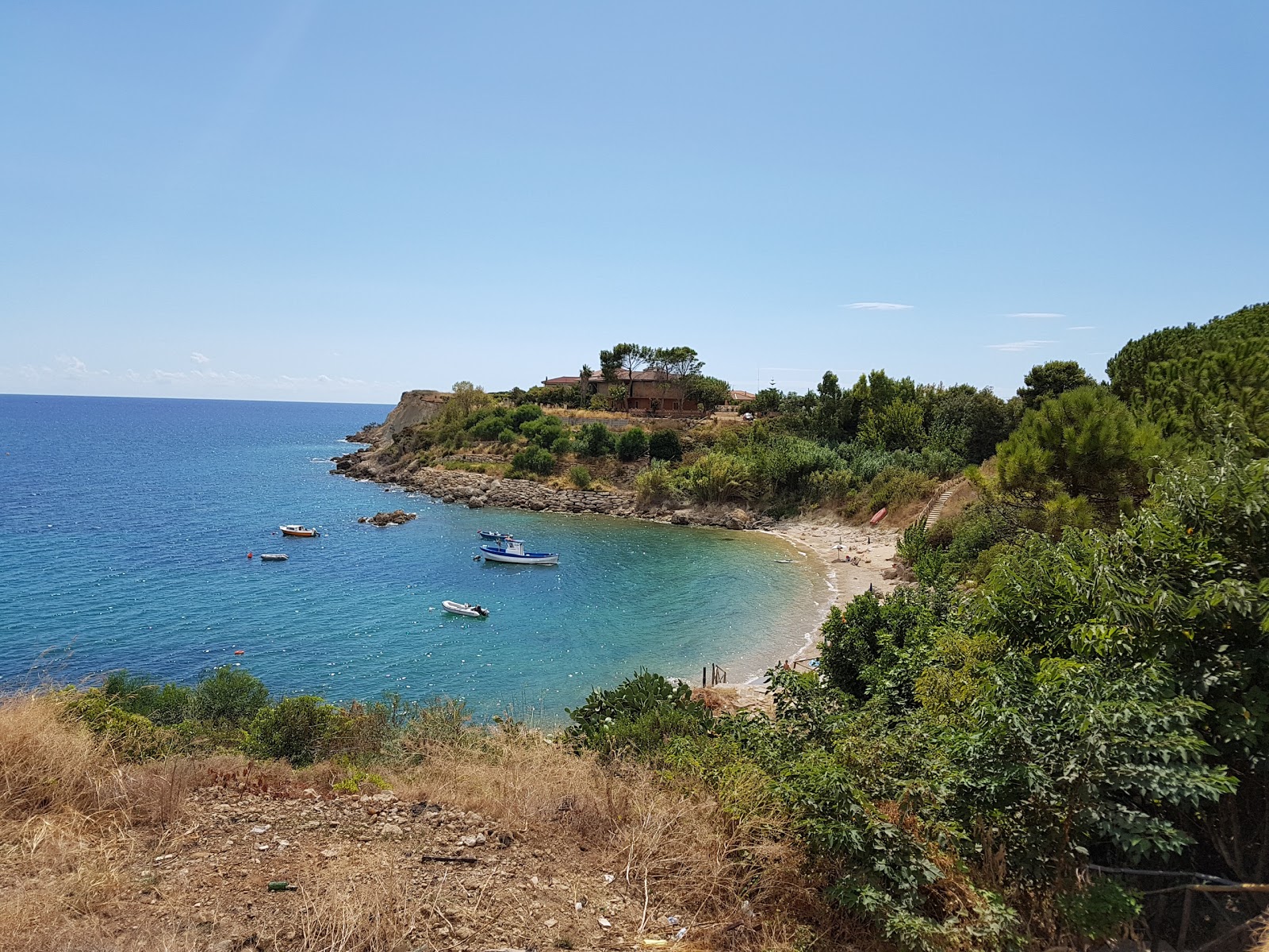 Fotografija Porticciolo II z modra voda površino