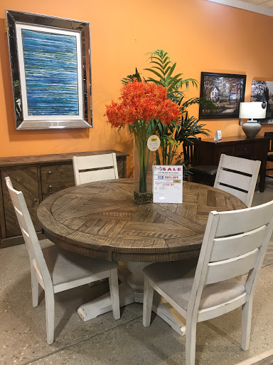 Furniture Store «Big Sandy Superstore», reviews and photos, 1858 N Memorial Dr, Lancaster, OH 43130, USA