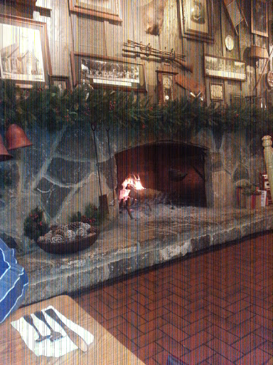 American Restaurant «Cracker Barrel Old Country Store», reviews and photos, 11000 Dixie Hwy, Louisville, KY 40272, USA