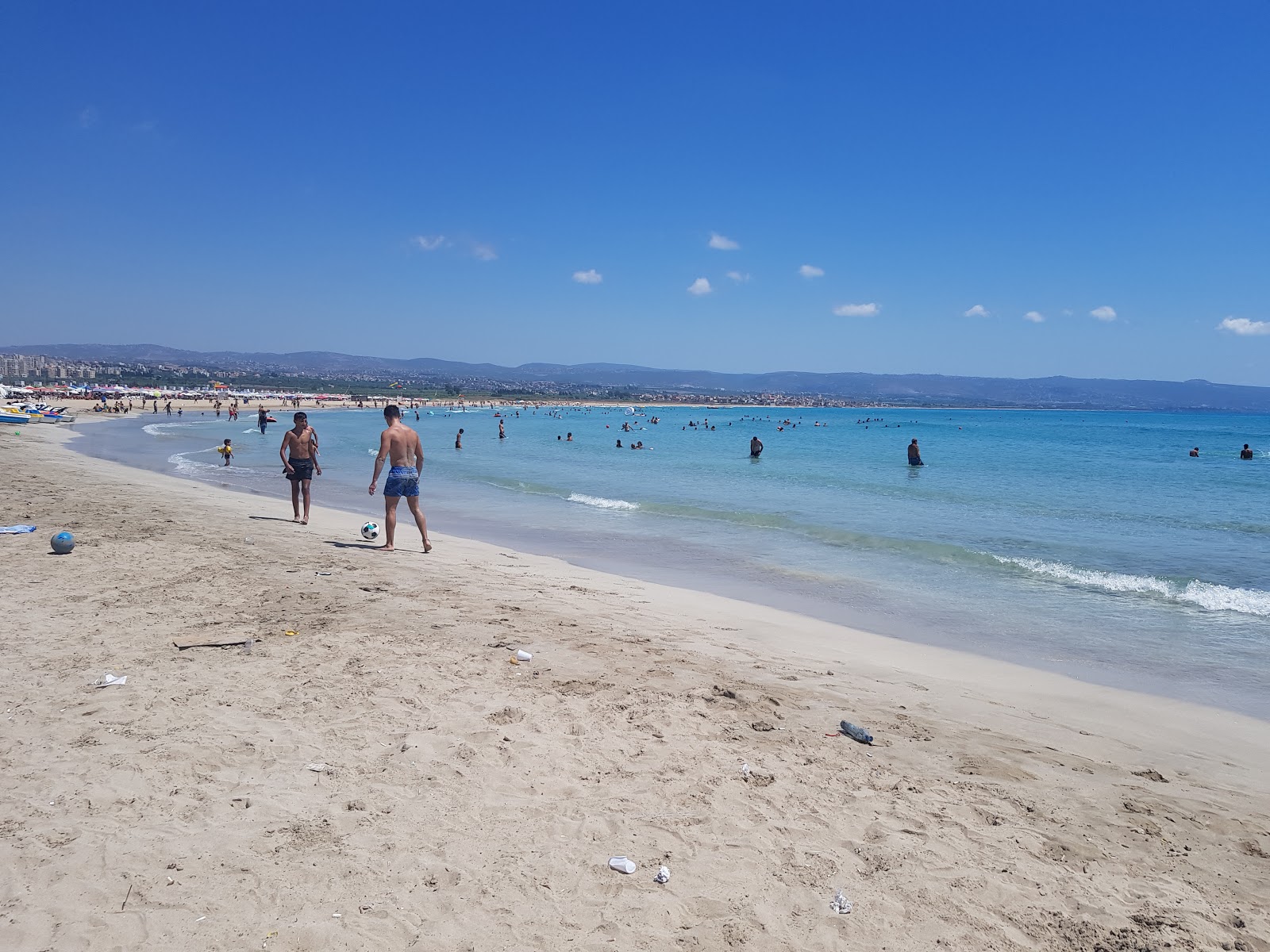 Ekşi Plaj'in fotoğrafı düz ve uzun ile birlikte