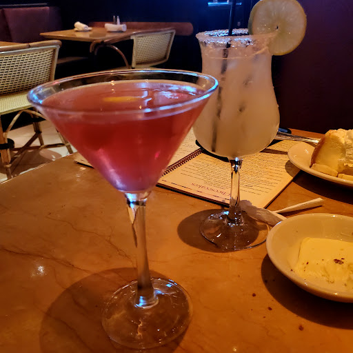 Restaurant «The Cheesecake Factory», reviews and photos, 24265 Cedar Rd, Lyndhurst, OH 44124, USA