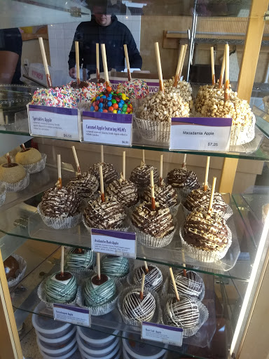 Shopping Mall «The Streets of Brentwood», reviews and photos, 2455 Sand Creek Rd, Brentwood, CA 94513, USA