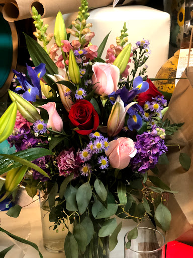 Florist «Illusion Florist & Events», reviews and photos, 12231 SE Stark St, Portland, OR 97233, USA