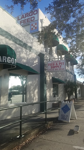 Pet Supply Store «Largo Feed & Garden Supply Inc», reviews and photos, 210 W Bay Dr, Largo, FL 33770, USA