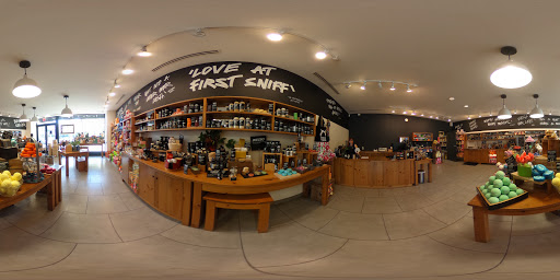 Cosmetics Store «Lush», reviews and photos, 1012 W 6th St, Austin, TX 78703, USA