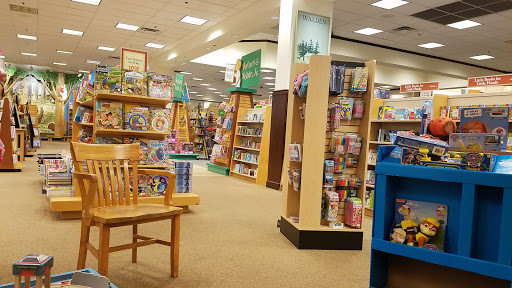 Book Store «Barnes & Noble», reviews and photos, 11802 Dale Mabry Hwy, Tampa, FL 33618, USA