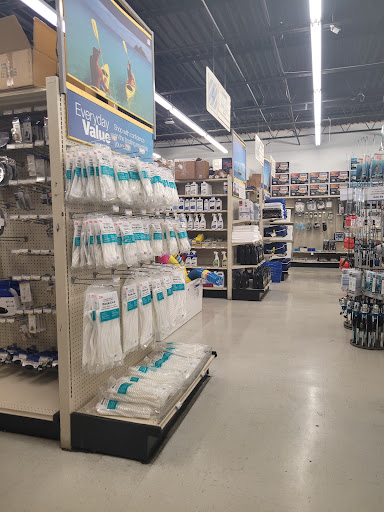 Marine Supply Store «West Marine», reviews and photos, 19407 S Dixie Hwy, Cutler Bay, FL 33157, USA