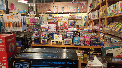 Toy Store «Timeless Toys Ltd», reviews and photos, 4749 N Lincoln Ave, Chicago, IL 60625, USA