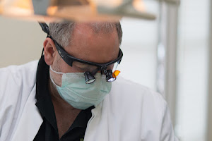 Zahnarzt Bern City – Dr. Jürgen Weber Branca