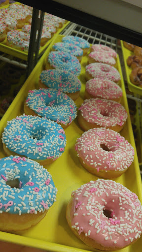 Donut Shop «Central Donut Shop», reviews and photos, 11545 Sullivan Rd, Baton Rouge, LA 70818, USA