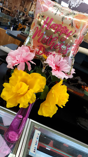 Pawn Shop «24 Hour Pawn Inc», reviews and photos, 407 W Jefferson Blvd, Dallas, TX 75208, USA