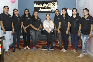 BeautyGlad Makeup & Beauty Academy image