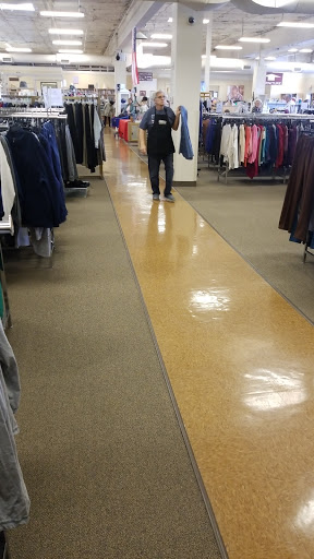 Thrift Store «ditto Upscale Resale of NJ», reviews and photos, 965 Belmont Ave, North Haledon, NJ 07508, USA