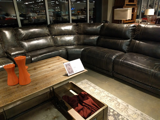 Furniture Store «Ashley HomeStore», reviews and photos, 1045 Crossroads Pkwy, Romeoville, IL 60446, USA