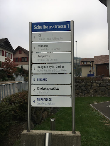 Schulhausstrasse 1, 8834 Schindellegi, Schweiz