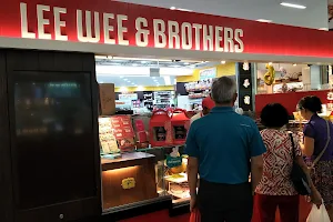Lee Wee & Brothers image