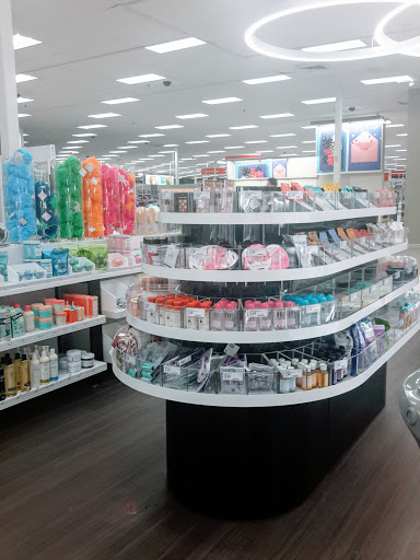 Shopping Mall «Vacaville Commons Shopping Center», reviews and photos, 2098 Harbison Dr, Vacaville, CA 95687, USA