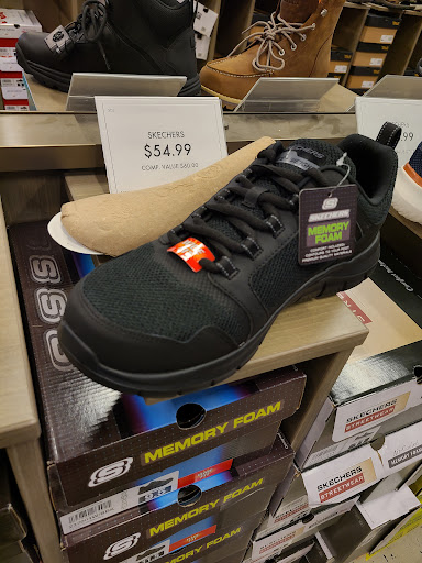 Shoe Store «DSW Designer Shoe Warehouse», reviews and photos, 907 Haddonfield Rd, Cherry Hill, NJ 08002, USA