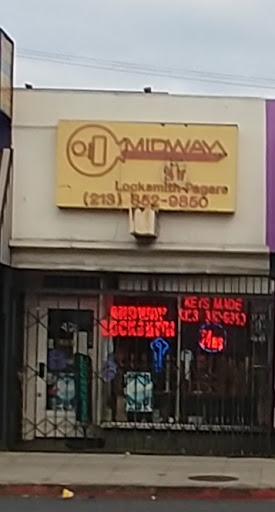 Locksmith «Midway Locksmith Service», reviews and photos, 405 S Fairfax Ave, Los Angeles, CA 90036, USA